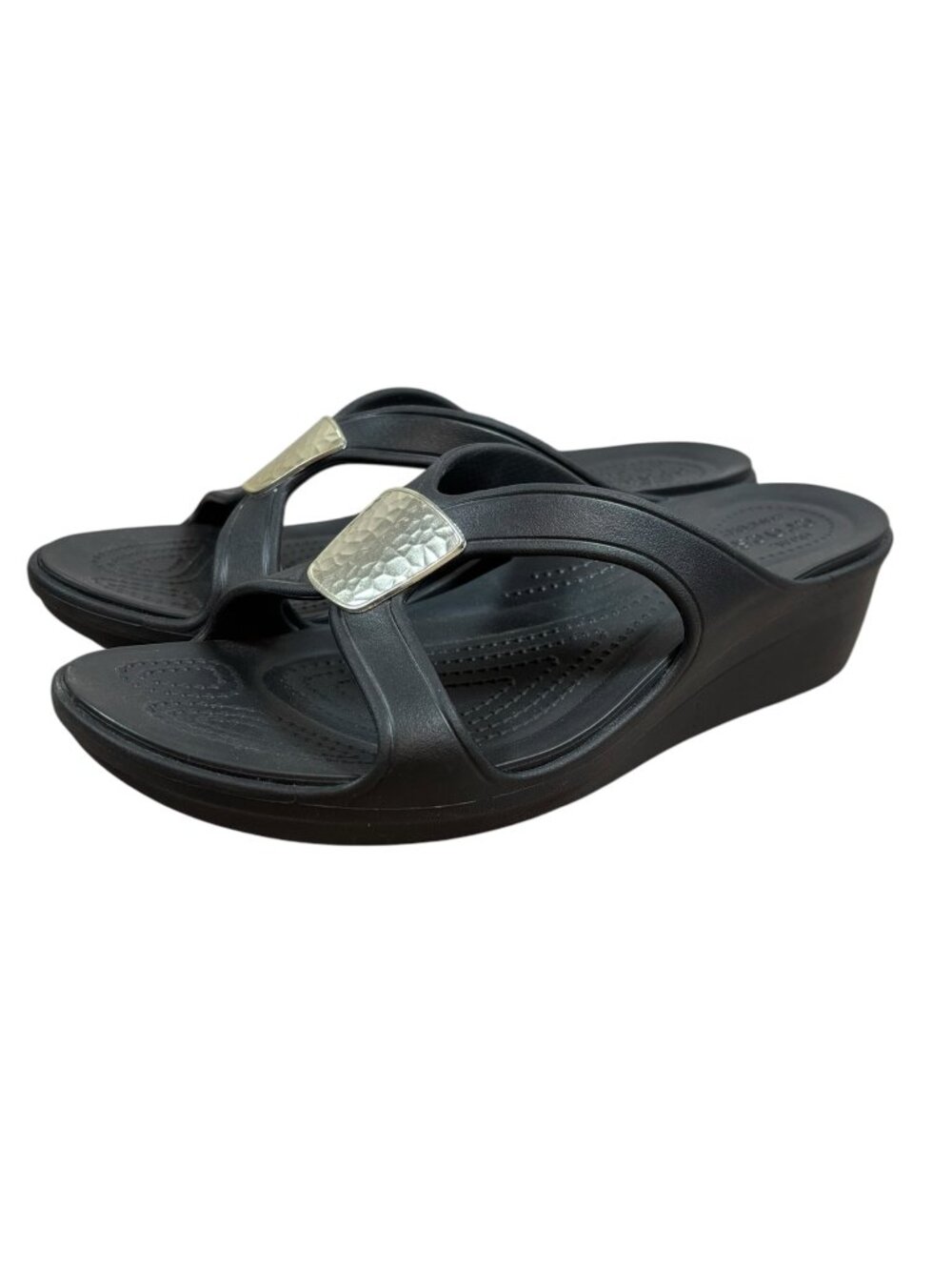 Crocs Sanrah Black Thong Hammered Silver Emblem Wedge Sandals